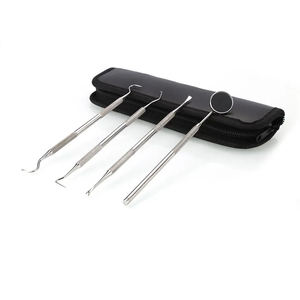 Juego de Instrumentos Quirúrgicos Dentales con Empuñadura Manual Moleteada, Herramientas de Metal Plateado Clase I con Espejo y Raspadores Shuja Surgico - Product Image 1