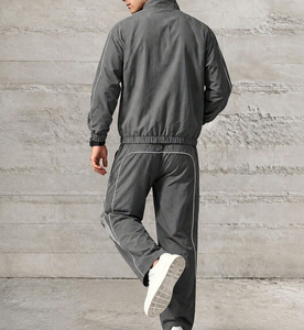 Chaqueta Deportiva Personalizada para Hombre, de Alta Calidad, Informal, Transpirable, Cortavientos, con Logotipo Personalizado, Estilo Urbano, Ligera, con Capucha, de Nailon, para Invierno - Product Image 2