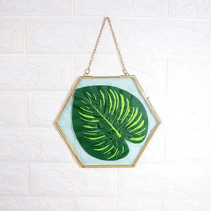 Mini cadre photo en laiton avec bordure en verre transparent, pour fleurs pressées, à suspendre, pour décoration murale, bureau, maison, restaurants - Product Image 3