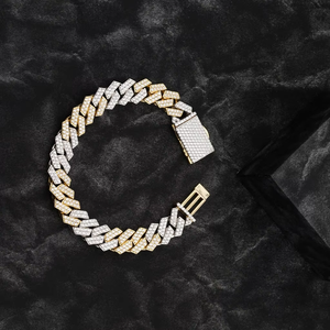 Pulsera de Diamantes Moissanite con Incrustaciones de Diamantes, Estilo Plata 925 Chapada en Oro Blanco para Hombre - Product Image 2