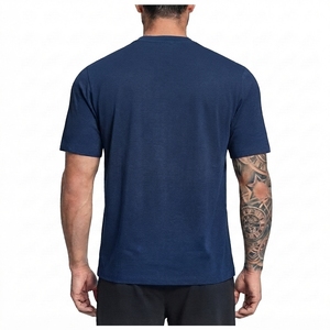 T-shirt uni à col rond pour homme, confortable et décontracté en coton, vente en gros, fabricant de mode, t-shirt uni à manches courtes pour homme - Product Image 2