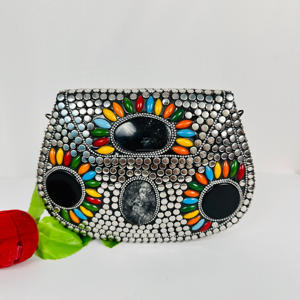 Embrague de fiesta con cuentas de plata antigua, arcoíris multicolor, escultura pulida moderna, bolso de hombro de Metal hecho a mano, artesanías de Metal - Product Image 1