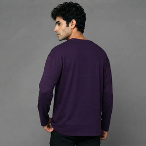 T-shirt col en V personnalisé pour homme, coupe oversize, manches longues, haute qualité, écologique, style décontracté, usage quotidien, vente en gros - Product Image 2