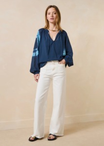 Blusa Boho de Manga Campana con Cuello en V de Algodón Orgánico Tie Dye Vintage para Mujer |   Top Navideño Ecológico |   Etiqueta Privada Personalizada Todo en Uno - Product Image 2