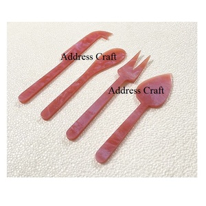 Juego de Cuchillos para Queso de Resina Hechos a Mano en India, Vajilla de Lujo, Segura para Contacto con Alimentos, Espátula, Cuchillo de Resina con Textura Marmoleada - Product Image 3