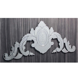 Espejo de Pared Barroco Veneciano Ornamentado de Lujo |   Espejo Decorativo Vintage | Espejo de Vidrio Estilo Antiguo para una Decoración Elegante del Hogar - Product Image 1