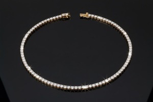 Collier en diamant moissanite de bonne qualité pour femmes, cadeau d'anniversaire, célébration de l'anniversaire et événements spéciaux - Product Image 4