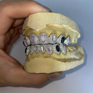 Grillz personnalisés en opale et diamant – Ensemble de grillz de luxe sertis de pierres précieuses - Product Image 1