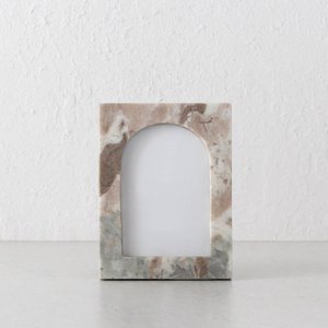 <b>white</b> marble photo <b>frame</b> fluted picture <b>frame</b> ribbed stone <b>frame</b> handmade tabletop photo holder luxury home decor elegant trendy - Product Image 2