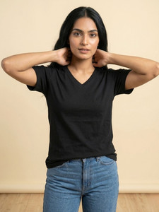 T-shirt basique noir à col en V pour femme, manches courtes, coupe ajustée, décontracté, doux, confortable, mode quotidienne, essentiel, élégant - Product Image 2