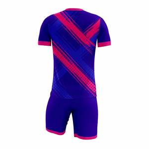 Uniformes de Fútbol Personalizados 100% Poliéster, Equipamiento de Alto Rendimiento y Calidad Premium para Equipos - Product Image 3