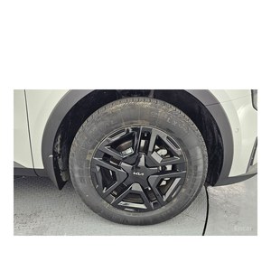 Kia Sorento HEV 1.6 2WD 2024 avec boîte automatique, sièges en cuir, 23 901 km, conduite à gauche - Product Image 5