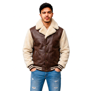 Veste universitaire personnalisée avec appliqué en feutre, fabricant de vêtements de rue Letterman, fournisseur de vêtements en gros à marque privée - Product Image 4
