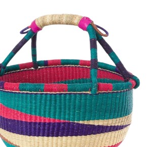 Panier de rangement artisanal en jonc de mer tressé, motif vague, bleu sarcelle et rose, qualité export - Product Image 3