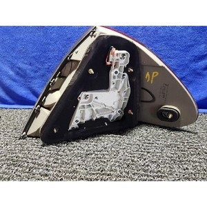 ไฟท้ายมือสอง E-class ด้านซ้าย A2118200564 - Product Image 4