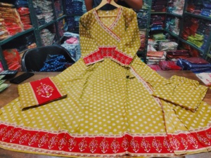 Traje Salwar Kameez de Algodón para Mujer, Estilo Anarkali, Estampado Ajrakh, Tradicional, Largo hasta el Tobillo, Ropa Casual, Estilo India Pakistán - Product Image 3