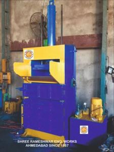 Presse à balles hydraulique automatique pour déchets industriels, équipement de recyclage pour film plastique - Product Image 2