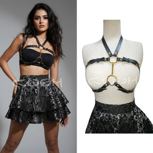 Arnés de cuero para el cuerpo estilo gótico punk con anillas en O y hebillas ajustables - Product Image 6