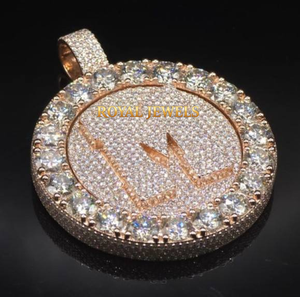 Pendentif en moissanite plaqué argent et or rose, style pièce de monnaie, motif glaçon rond, pour chaîne - Product Image 1