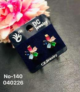 Pendientes de Acero Inoxidable de Lujo Ligero con Microincrustaciones de Circonita Cúbica, de Moda, para Uso Diario, Pequeños y Frescos, Accesorios para Estudiantes, Venta al por Mayor - Product Image 2