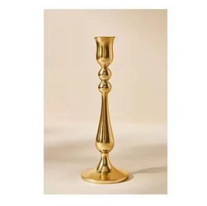 Élégant support de bougie en métal pour la décoration intérieure, centre de table stylé, pièce d'appoint pour mariage et fête - Product Image 3