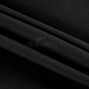 Polo de golf de bonne qualité avec tissu léger, design respirant et coupe extensible confortable pour une utilisation active - Product Image 6