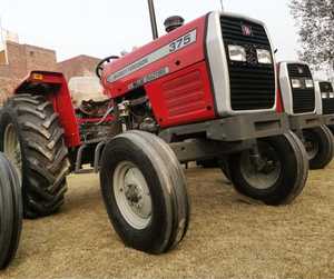 รถแทรกเตอร์มัสซีย์เฟอร์กูสัน รุ่น Millat MF 375-2WD 75 แรงม้า พร้อมเครื่องยนต์และเกียร์ สำหรับโรงเรือนเกษตร - Product Image 6