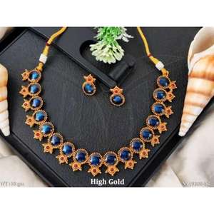 ชุดสร้อยคอทองคำสไตล์วินเทจแบบราชวงศ์ ประดับตกแต่งอย่างหรูหรา สำหรับเจ้าสาวในงานเฉลิมฉลอง และลุคแบบดั้งเดิมที่ออกแบบโดยดีไซเนอร์ - Product Image 2