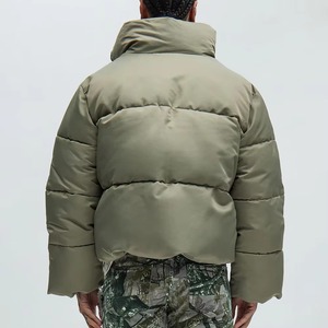 Blouson matelassé sur mesure pour homme vert sauge, coupe courte et oversize, en tissu mat, chaud et épais, pour l'hiver, vente en gros, OEM ! - Product Image 2
