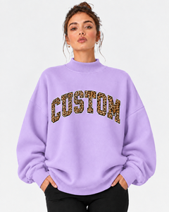 Sweat-shirt pull-over oversize brodé à col montant et manches longues de couleur claire pour femme, modèle non doublé, idéal pour l'hiver et les activités de plein air - Product Image 1
