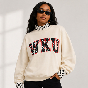 Sweat-shirt surdimensionné personnalisé pour femme, col montant à pois, style rétro universitaire, vêtement de sport graphique - Product Image 3