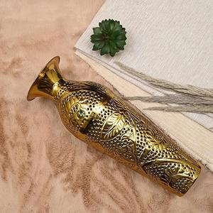 Vase de table en métal fait main de style moderne, résistant à la rouille et écologique, décoration élégante pour la maison, le bureau et les hôtels - Product Image 3