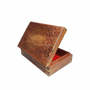 กล่องเก็บของไม้สไตล์วินเทจสมัยใหม่ คุณภาพดี ลายเรียบง่าย ตกแต่งบ้าน ใส่เครื่องประดับ รูปทรงสี่เหลี่ยมผืนผ้า สีน้ำตาล ปิดด้วยตัวล็อคแบบสลัก - Product Image 1