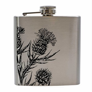 Flacons à liqueur en métal argenté de qualité supérieure, motif floral noir, parfaits pour les longues balades et les voyages routiers, et cadeau de retour unique. - Product Image 6