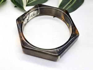 Bracelet en résine artisanal haut de gamme MN Exports, bijou artistique unique, accessoire léger, cadeau pour femme - Product Image 1