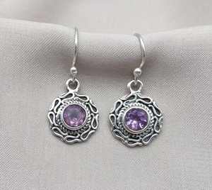 ต่างหูอเมทิสต์เงินแท้ 925 ชุบทอง ได้รับการรับรองจาก IGI ดีไซน์ลายวนแบบโบโฮ งานแฮนด์เมด เหมาะสำหรับงานปาร์ตี้ ของขวัญวันครบรอบ - Product Image 6