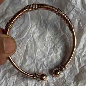 Brazalete de Cobre Martillado de Último Diseño, Brazalete de Cobre Hecho a Mano, Brazalete de Cobre Puro Sólido a Precio de Mayoreo - Product Image 3