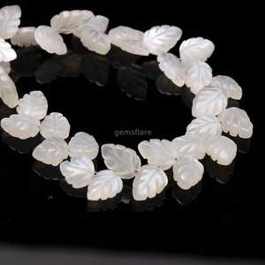 Cuentas de piedra lunar blanca natural en forma de hoja de 10-11 mm, cuentas de piedra preciosa talladas a mano, cuentas sueltas de piedra lunar blanca para la fabricación de joyería. - Product Image 2