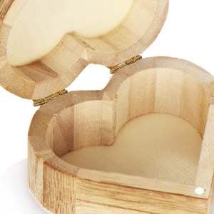 Retro Heart Shaped Wooden <b>Makeup</b> <b>Storage</b> <b>Box</b> with Magnetic Buckle Love <b>Box</b> Desktop Organizer for Daily Cosmetics Accessories - Product Image 2