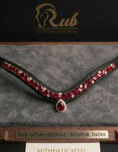 Diadema de Cuero para Caballo Rub International con Piedras de Cristal Rojas, Accesorio para Espectáculos Ecuestres, Kanpur, India, Modelo 0786, Personalizable, Alta Calidad - Product Image 1