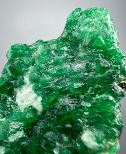 Well Terminated <b>Top</b> Green Emerald <b>Crystals</b> From Swat Pakistan Natural Mineral Specimen Collector Display Gemstone - Product Image 5