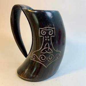 Mug en corne de buffle naturelle de haute qualité avec poignée - Style ange religieux, fait main, durable, pour bière, vin, hydromel, bière artisanale - Product Image 6