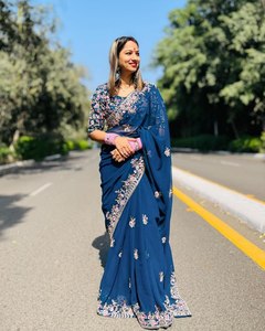 Sari de Seda Azul con Bordado Floral de NiMa Creations, de Secado Rápido, para Mujer, Estilo Tradicional Indio para Bodas, Largo hasta el Suelo, Corte Regular - Product Image 5