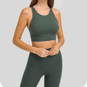 Ensemble deux pièces décontracté et tendance pour femme, été 2026, couleur unie, crop top et taille haute, sans manches, tricoté 100% coton brodé - Product Image 1