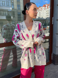 Cardigan ample en jacquard uni 100 % coton pour femme, col en V, boutonné, longueur standard, manches longues, tricoté sur mesure - Product Image 2