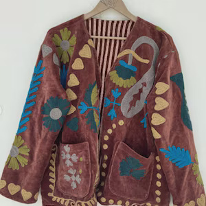Wholesale Vintage Suzani Velvet <b>Jacket</b> <b>Short</b> Boho Floral Coat Women Winter Warm Bomber <b>Jacket</b> Factory Price Top Selling Product - Product Image 3