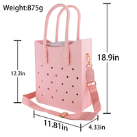 Sac fourre-tout OEM ODM en EVA perforé avec breloques personnalisées, sac de plage étanche, plusieurs couleurs, vente en gros pour femmes