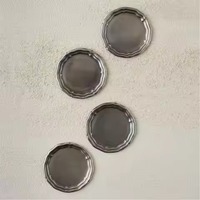 Ensemble de sous-verres décoratifs en métal contemporains et modernes, écologiques, durables, faits à la main, lavables, multifonctionnels, personnalisables en couleur et en logo