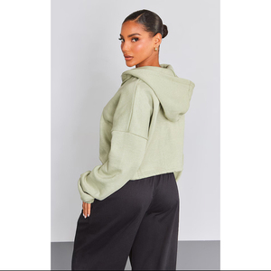 เสื้อฮู้ดครอปพิมพ์ลายแฟชั่นสำหรับผู้หญิง ฤดูหนาว ผ้าฟลีซนุ่ม แขนยาว สวมใส่สบาย สไตล์ลำลอง สตรีทแวร์ ออกกำลังกายได้ - Product Image 3