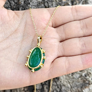 Collar con Colgante de Estrella de Ónix Verde Tallado a Medida, Chapado en Oro de 18k, Hecho a Mano, con Cadena de Cable y Piedras Preciosas, para Boda - Product Image 5